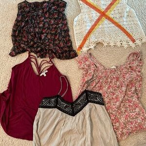 Early fall: 4 small tops - express, American eagle and other - size small